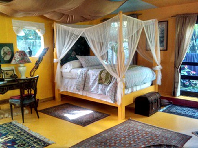 Nature Lodges (Pahoa, Hawaii, United States)
