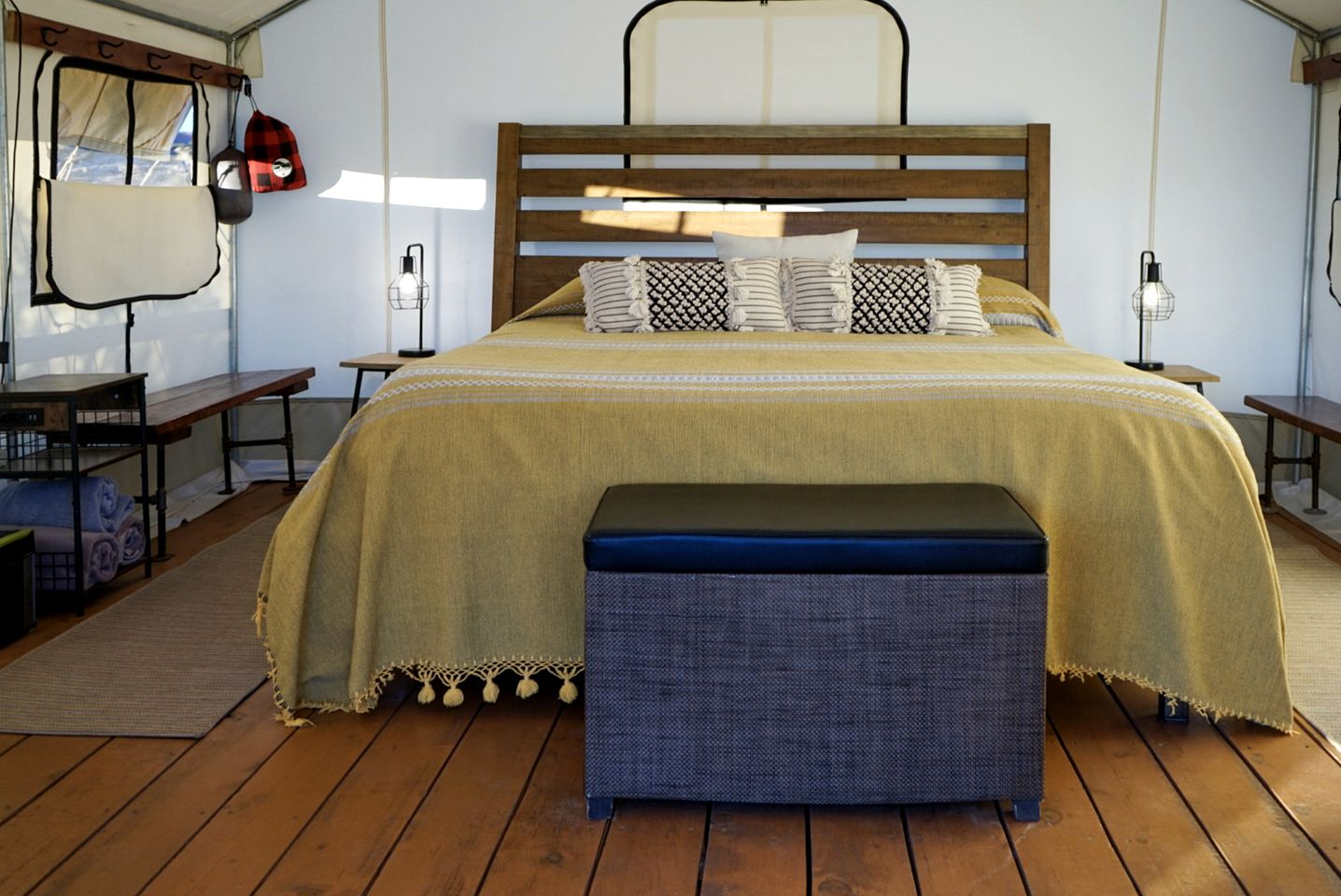 Romantic Safari Tent Glamping in Kanab, Utah: Unforgettable Getaway for Two