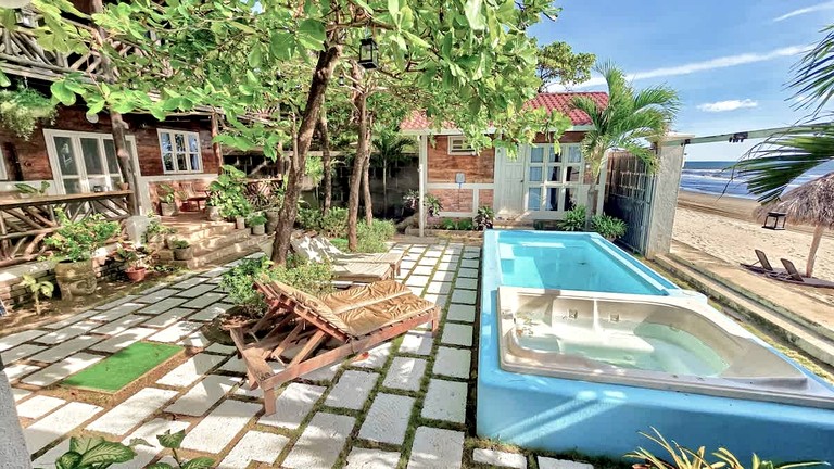 Tiny Houses (Nicaragua, --, Managua)