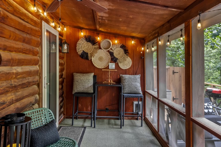 Log Cabins (United States of America, Eureka Springs, Arkansas)