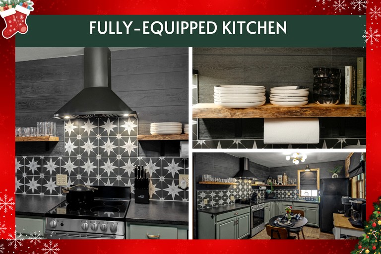 Log Cabins (United States of America, Eureka Springs, Arkansas)