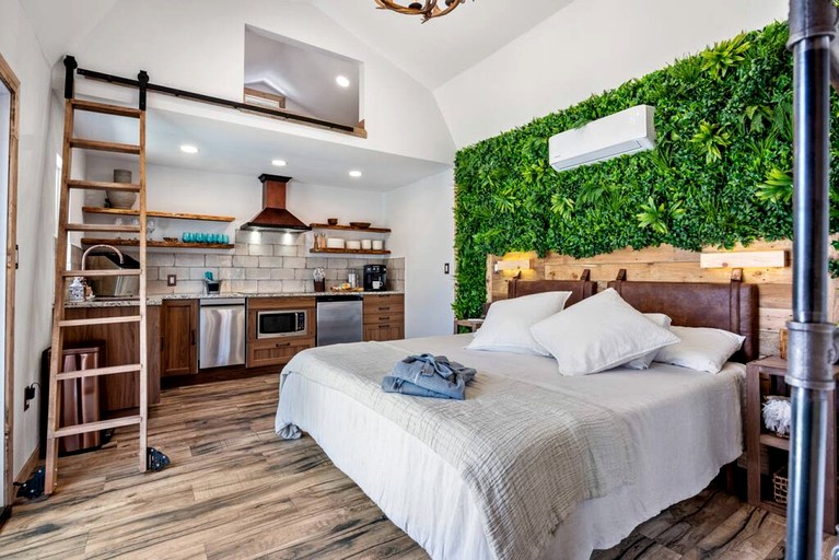 Tiny Houses (United States of America, Wimberley, Texas)