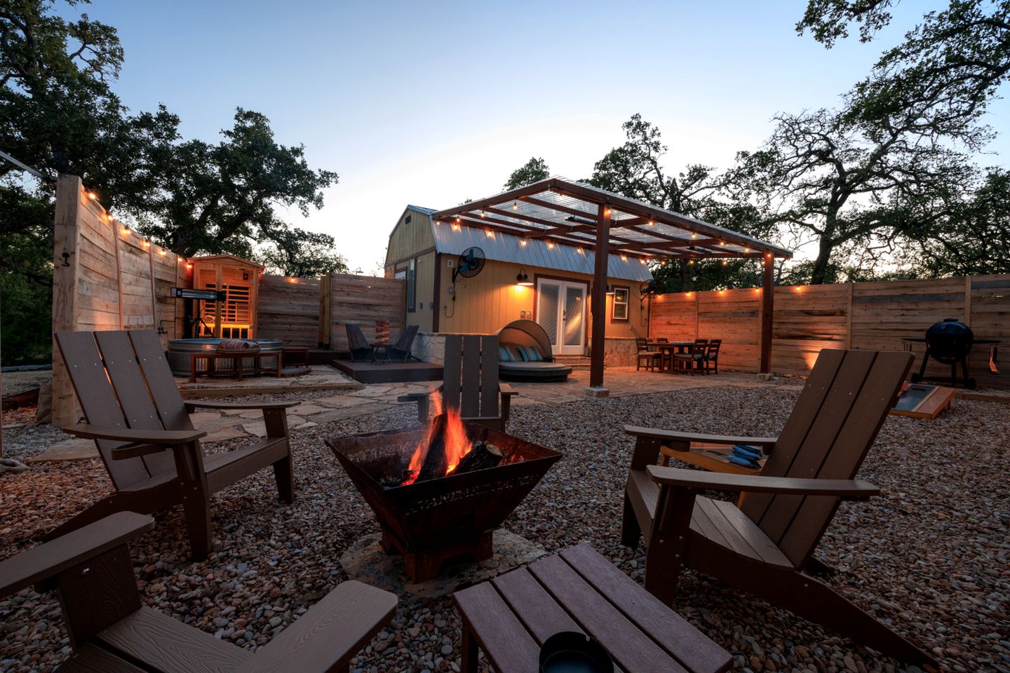 A+ Privacy | Romantic Lux | Sauna | Hot/Cold Pool in Texas