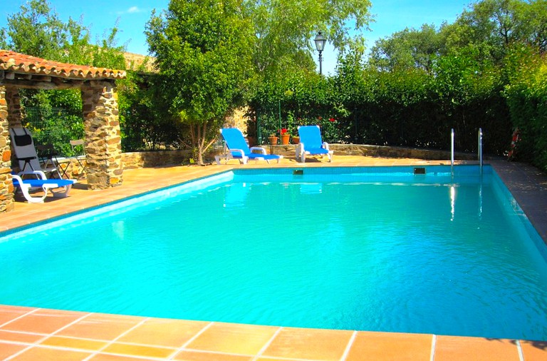 Cottages (El Jiniebro, Extremadura, Spain)