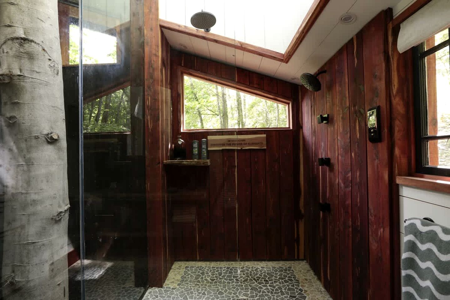 Romantic Tree House near Chattanooga in the North Georgia Woodlands