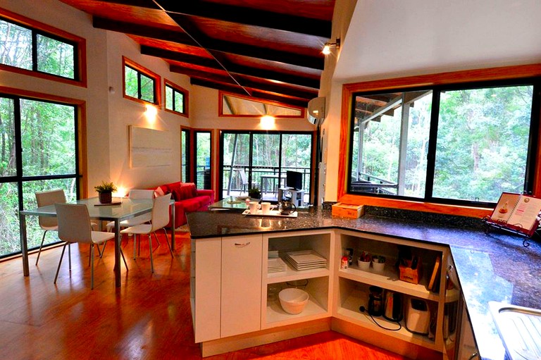 Cabins (Uki, New South Wales, Australia)