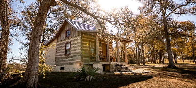 Cabins (United States of America, New Ulm, Texas)