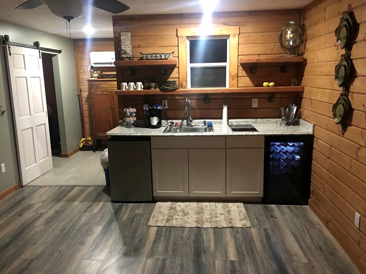 Peaceful Cabin Getaway Overlooking a Winery in Weston, West Virginia