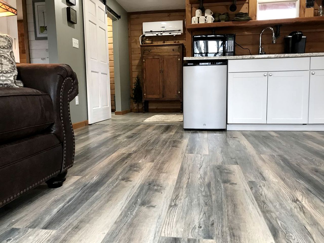 Peaceful Cabin Getaway Overlooking a Winery in Weston, West Virginia