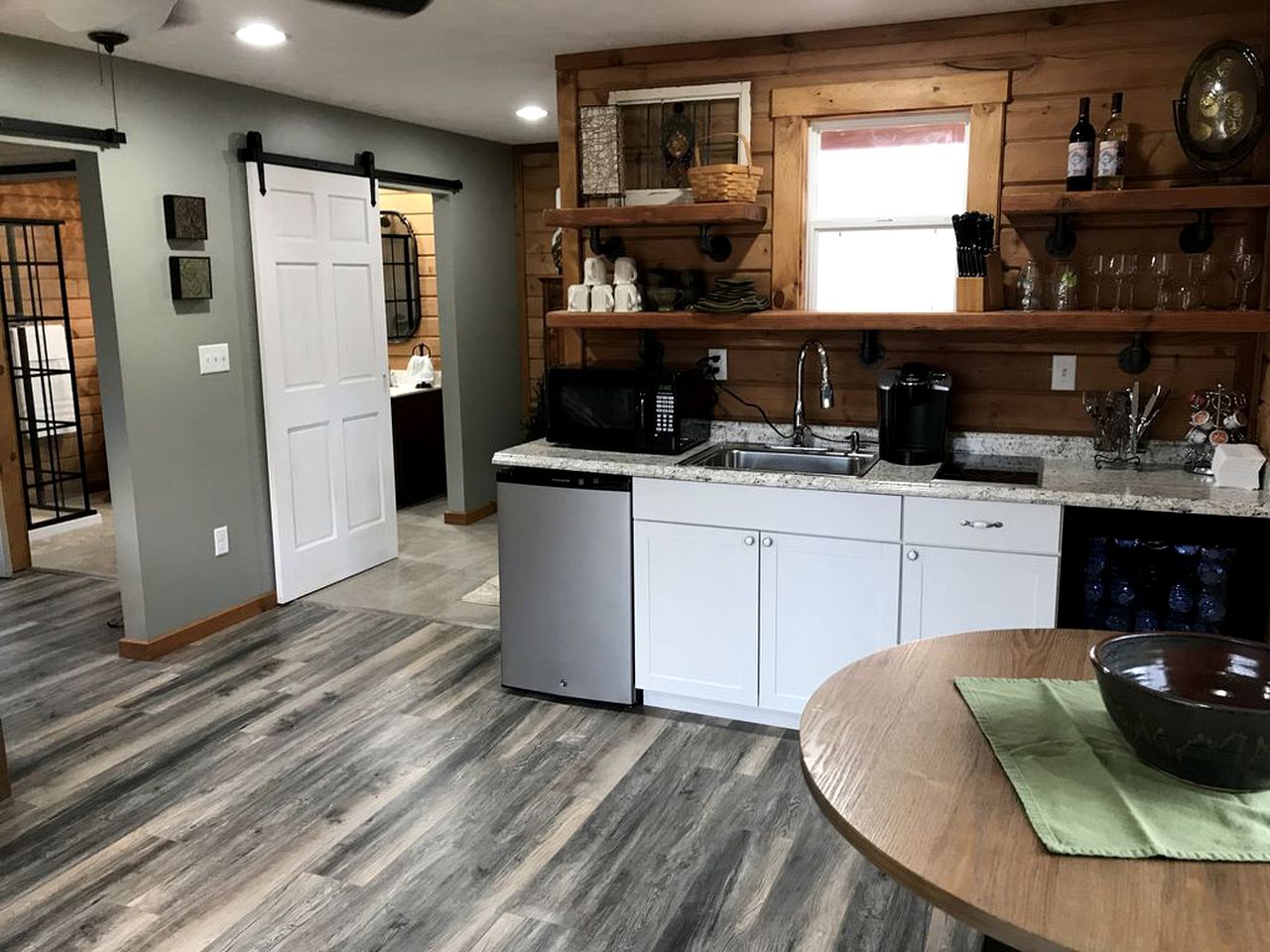 Peaceful Cabin Getaway Overlooking a Winery in Weston, West Virginia