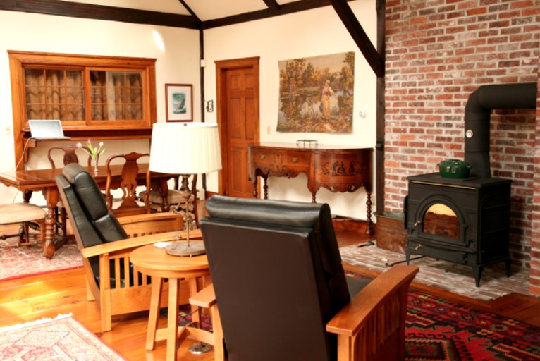 Nature Lodges (York, Maine, United States)