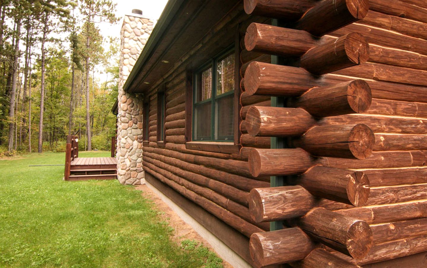 Private Cabin Rental with a Fireplace near the Bearskin State Trail in Wisconsin