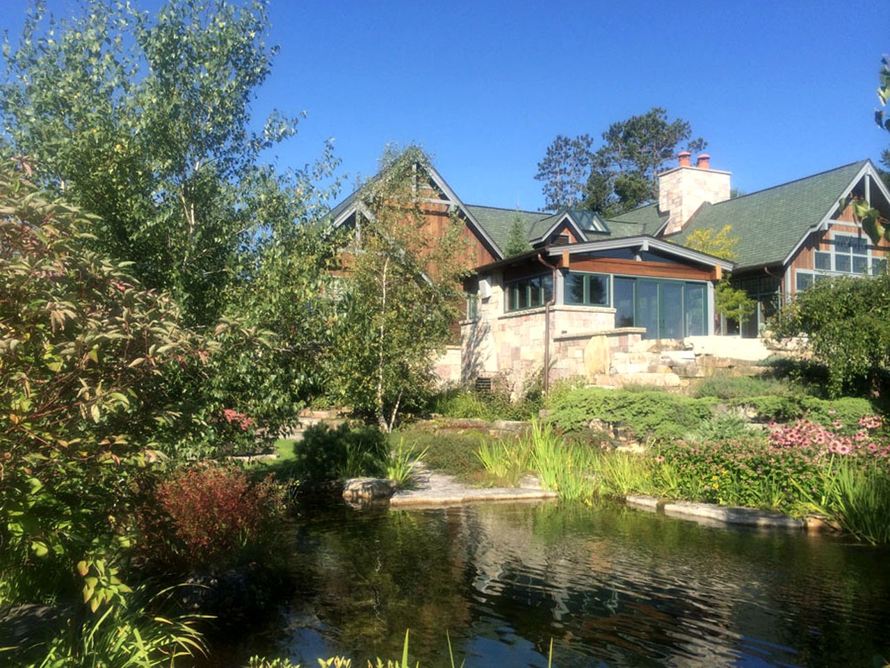 Lavish Vacation Rental with an Outdoor Kitchen in Harshaw, Wisconsin