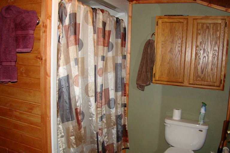 Cabins (Gays Mills, Wisconsin, United States)