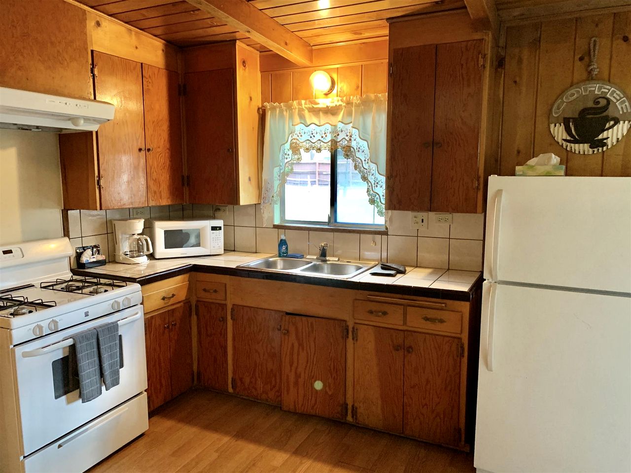 Pet Friendly Cabin with Wood Burning Fireplace and Shared Outdoor Pool in Big Bear, California