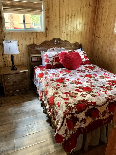 Cabins (United States of America, Big Bear Lake, California)