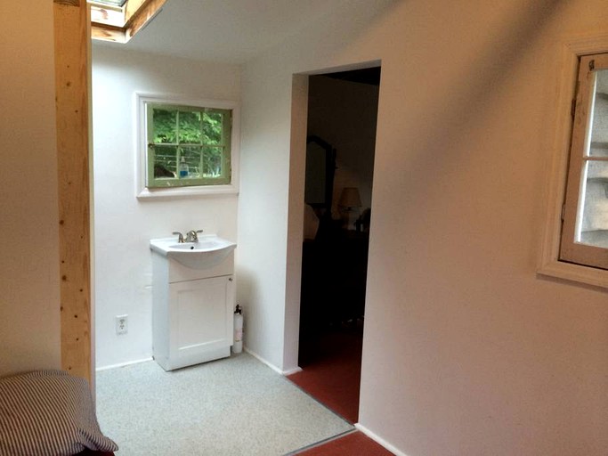 Cabins (Shandaken, New York, United States)