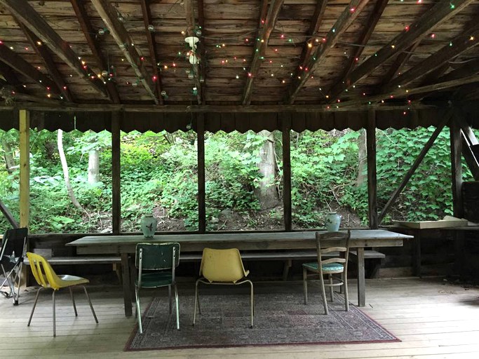 Cabins (Shandaken, New York, United States)