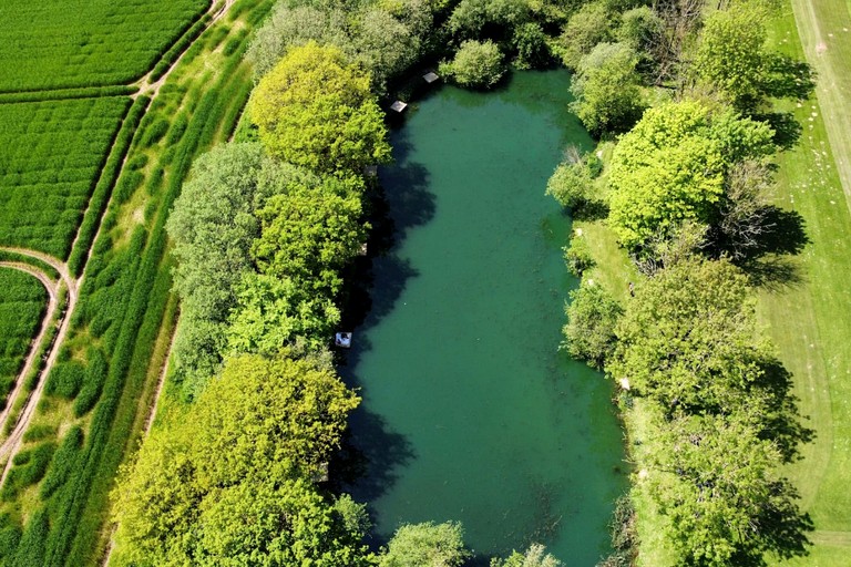 Cabins (United Kingdom, Helstone, England)
