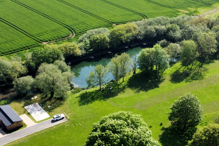 Cabins (United Kingdom, Helstone, England)