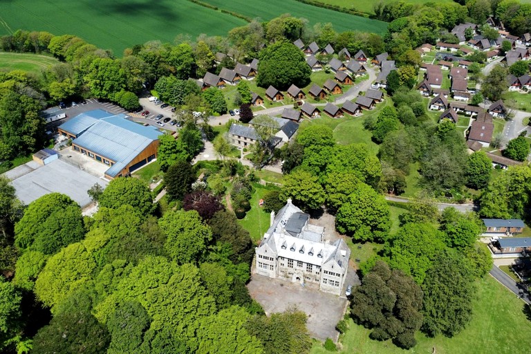 Cabins (United Kingdom, Helstone, England)