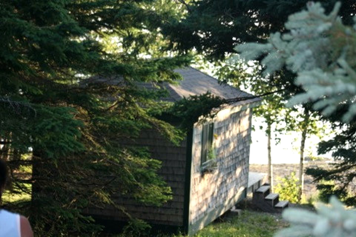 Charming Cabin by the Beach in Maine