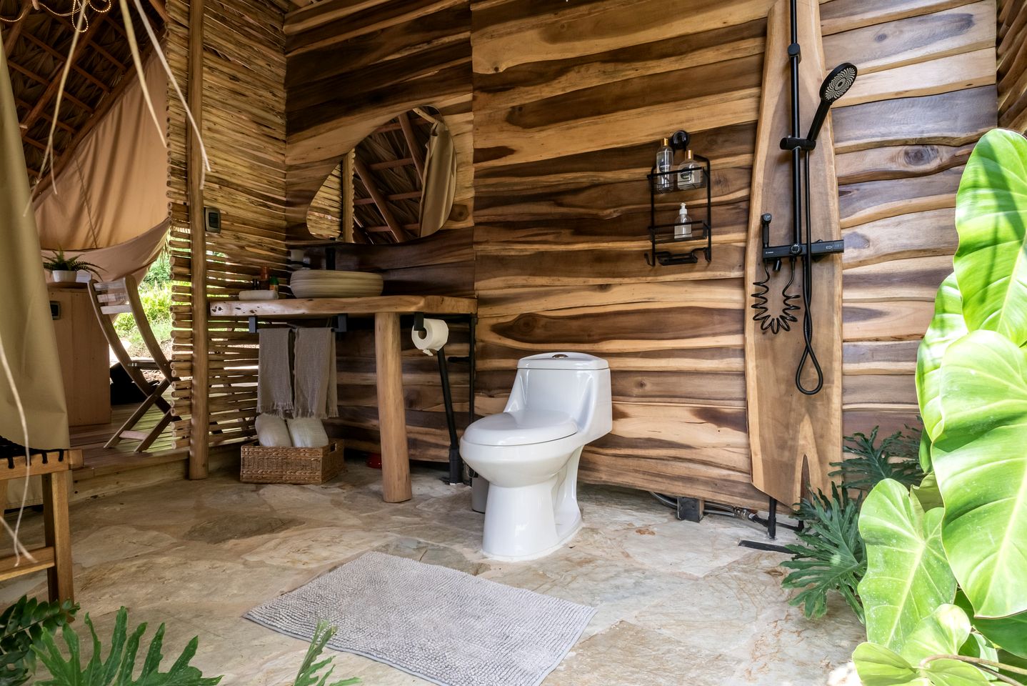 Vibrant Tropical Mountain Hut Retreat near Cordillera Central in Dominican Republic