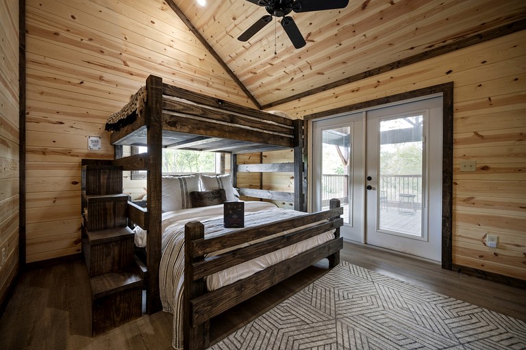 Cabins (United States of America, Broken Bow, Oklahoma)