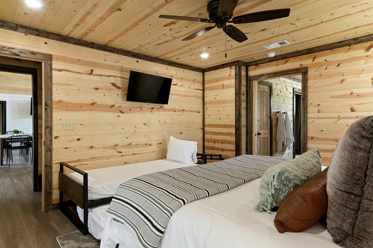 Cabins (United States of America, Broken Bow, Oklahoma)