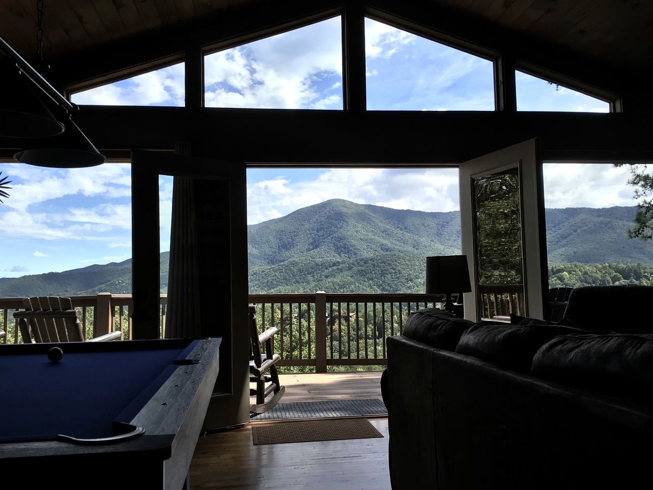 Incredible Secluded Cabin in Sevierville, Tennessee