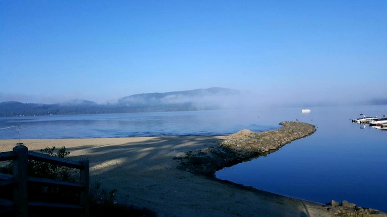 Cabins (Schroon Lake, New York, United States)