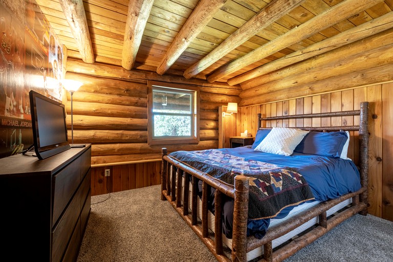 Cabins (United States of America, Lyle, Washington)