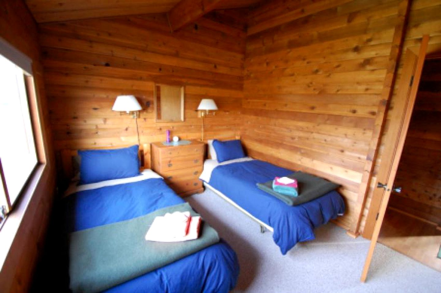 Rustic Family-Friendly Fishing Cabin Accommodation on Bristol Bay, Alaska