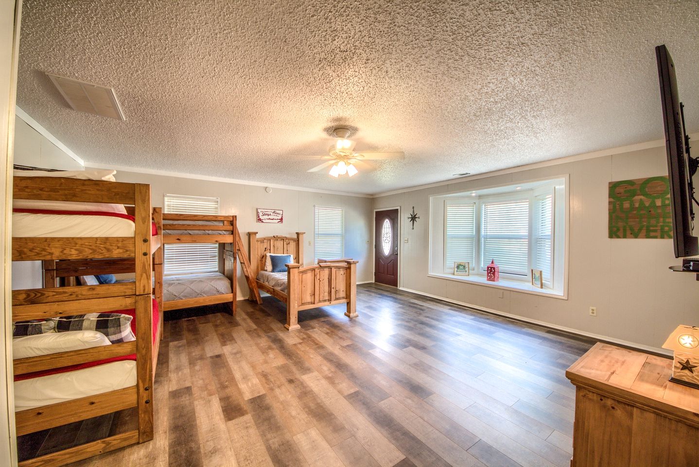 Fantastic Cottage with Barbecue in New Braunfels, Texas