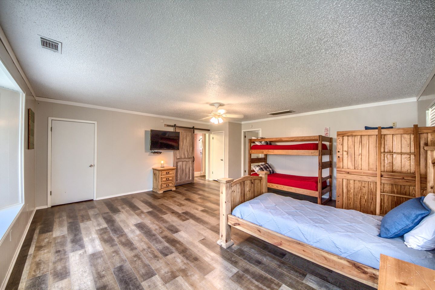 Fantastic Cottage with Barbecue in New Braunfels, Texas
