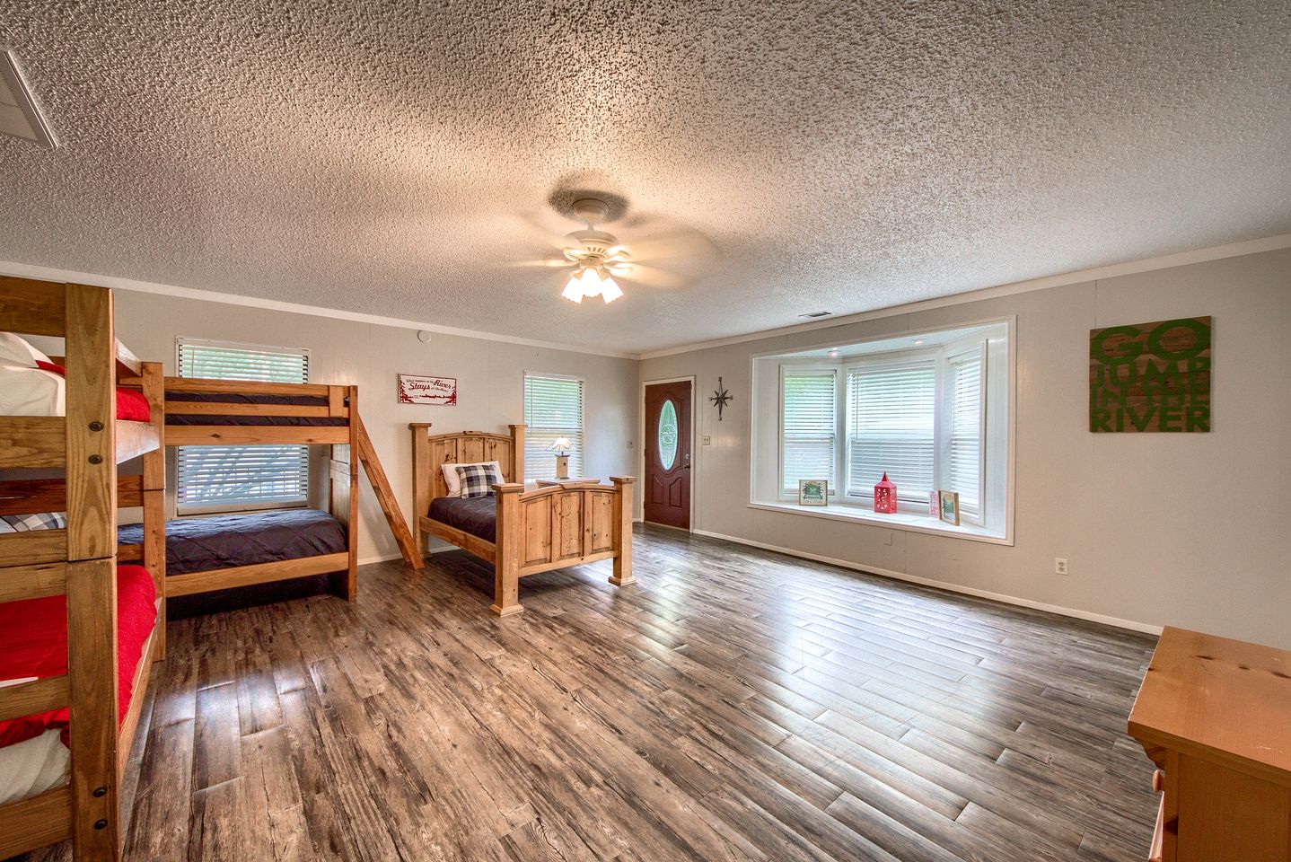 Fantastic Cottage with Barbecue in New Braunfels, Texas
