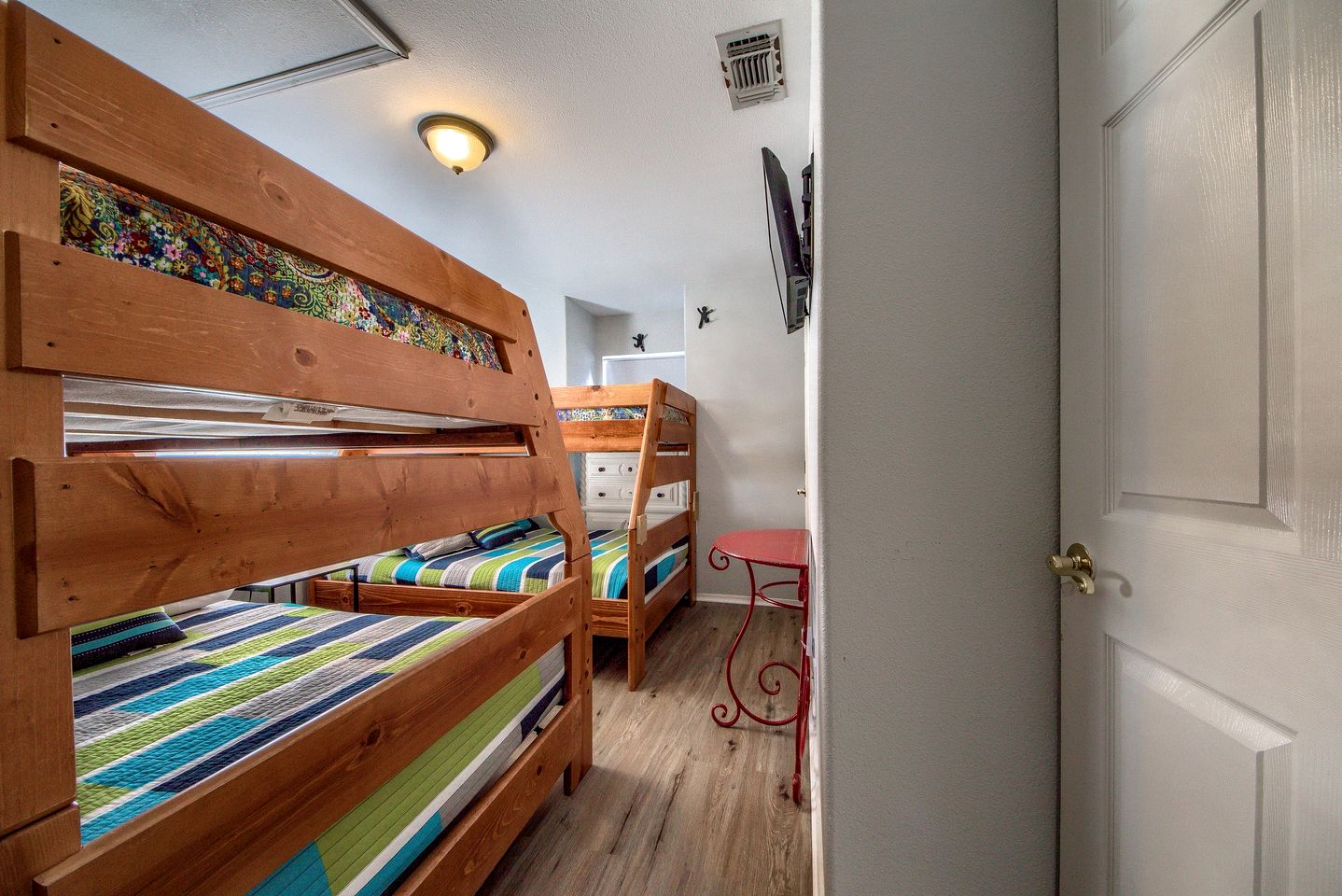 Lovely Cabin with Foosball and Great Views in New Braunfels, Texas