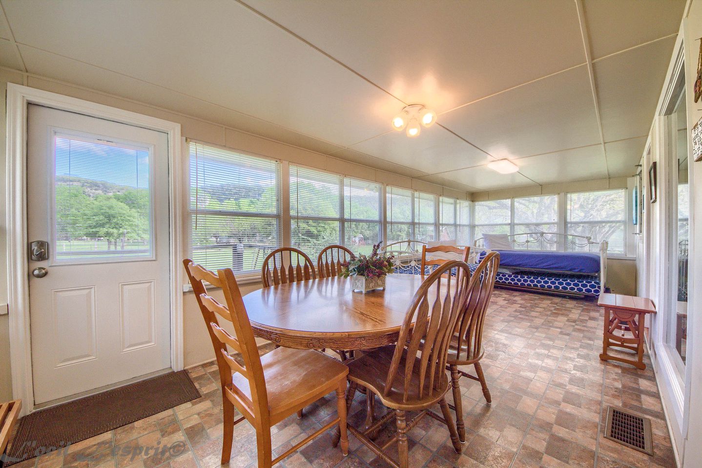 Riverfront Cabin with Fire Pit, Barbecue and Picnic Space in New Braunfels, Texas