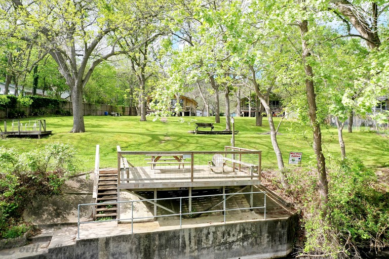 Cabins (United States of America, New Braunfels, Texas)