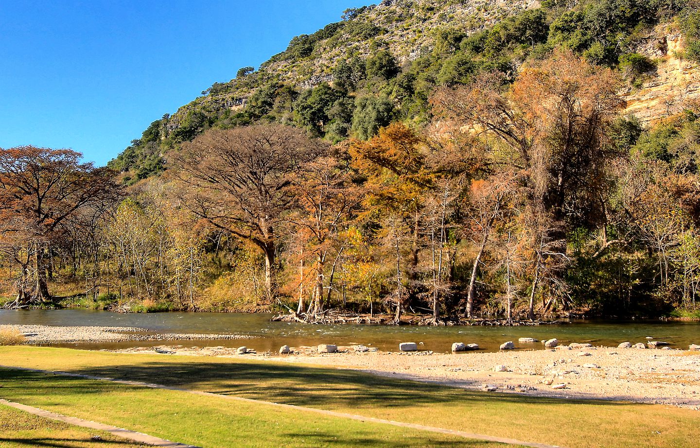 Wonderful Cabin Ideal for Hiking in New Braunfels, Texas