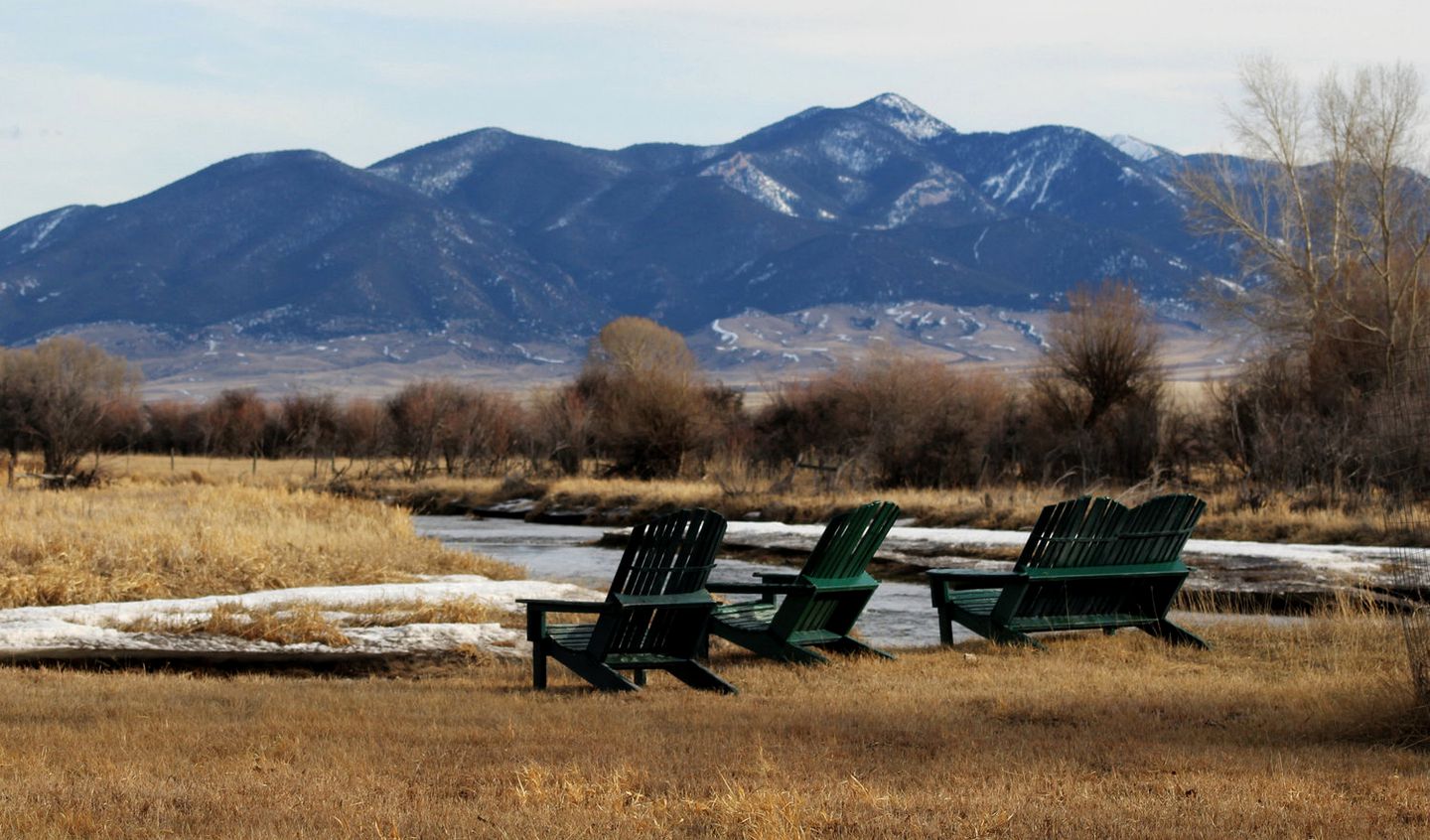 Rustic Camping Cabin on the Ruby River in Twin Bridges, Montana