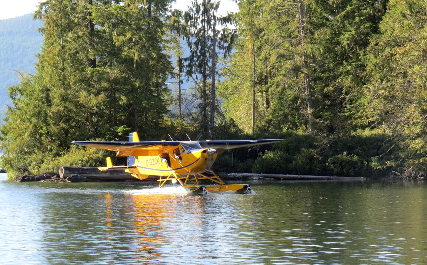 Family-Friendly Safari Tent at a Lake Resort near Savary Island, British Columbia