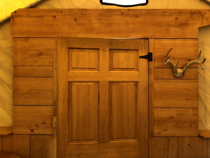 Safari Tents (Madeira Park, British Columbia, Canada)