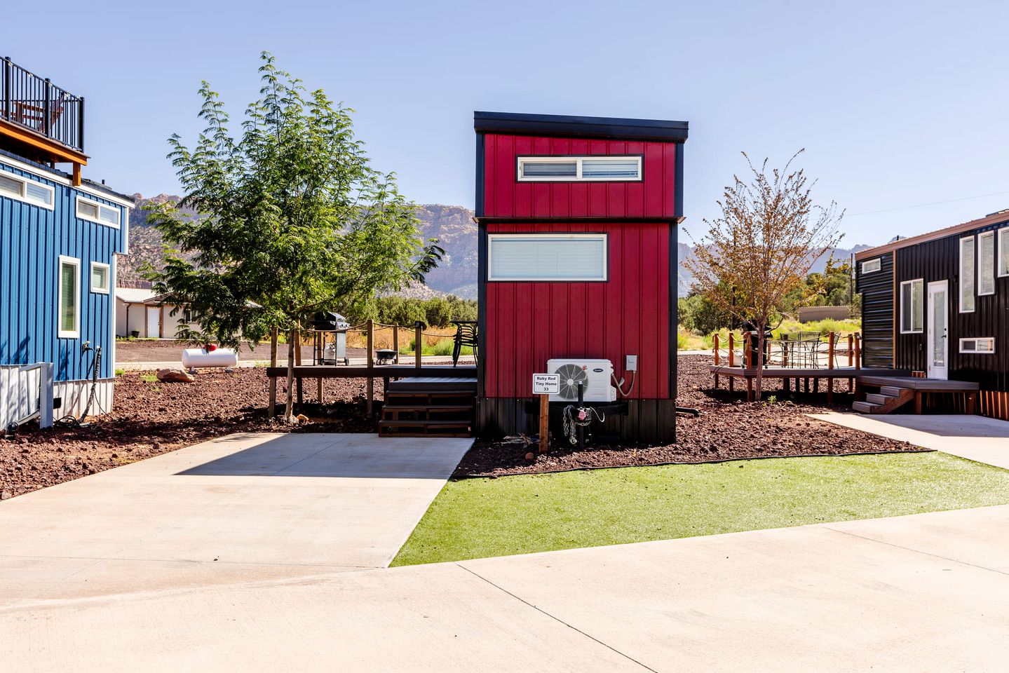 New Heights of Comfort: Stunning Tiny Home in Apple Valley, Utah