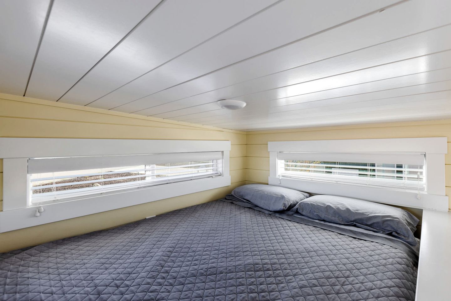 New Heights of Comfort: Stunning Tiny Home in Apple Valley, Utah