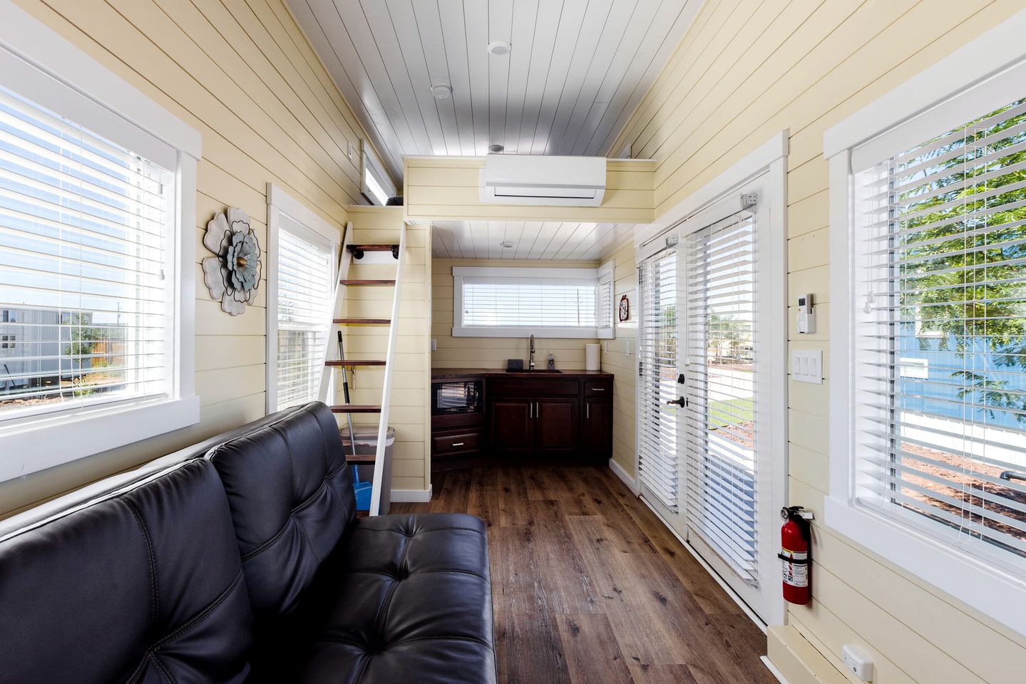 New Heights of Comfort: Stunning Tiny Home in Apple Valley, Utah