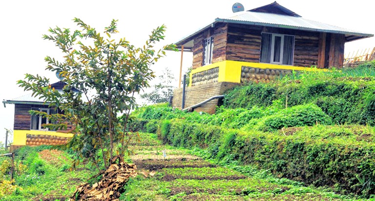 Huts (Ranipool, Sikkam, India)