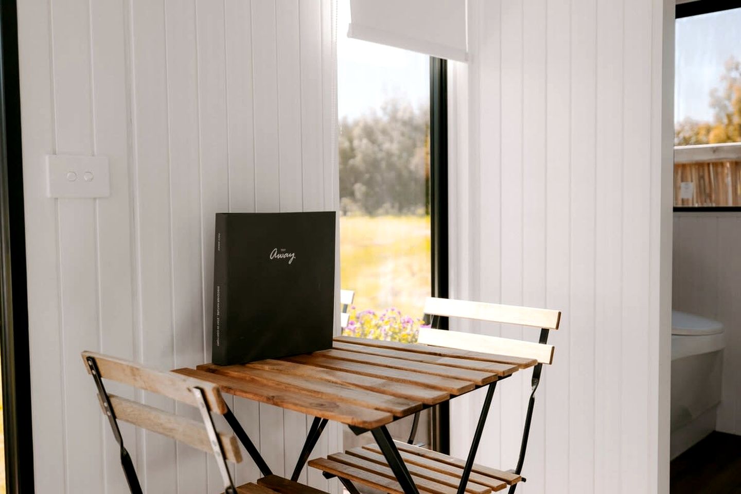 Rural Tiny House with Amazing Starry Night and Sunset Views in Te Anau, South Island