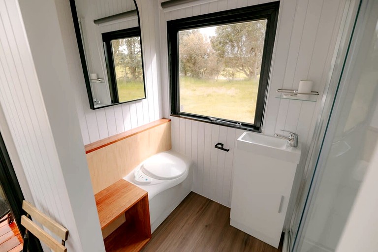 Tiny Houses (New Zealand, Te Anau, South Island)