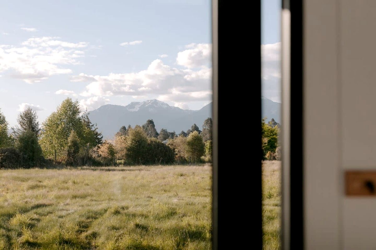 Rural Tiny House with Amazing Starry Night and Sunset Views in Te Anau, South Island